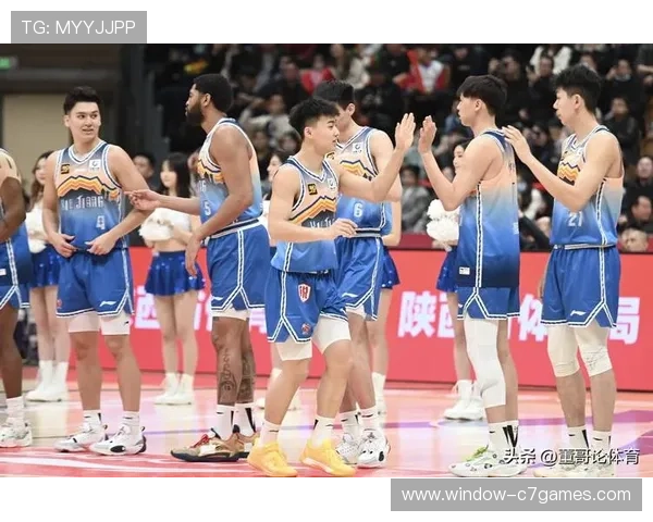 CBA联赛最新战报：顶尖球星引领球队逆转夺胜热潮