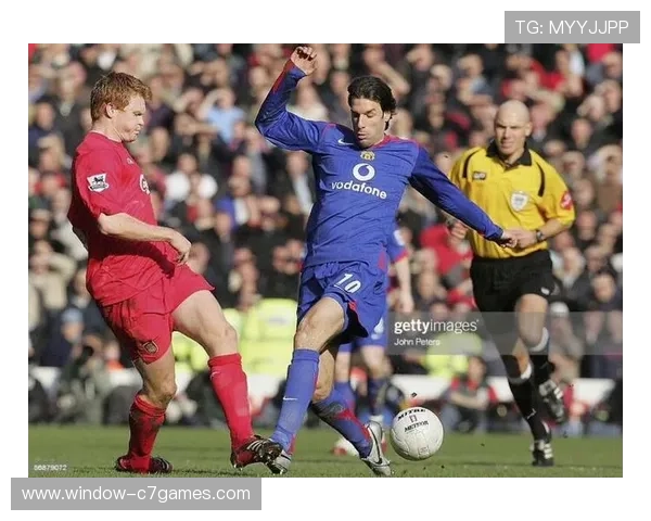 查尔顿俱乐部最新动态：球队转会与赛季备战全面解析