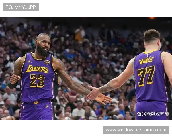 湖人詹姆斯状态回暖带队连胜 展望季后赛前景分析